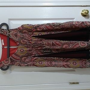 Paisley print style baby doll top in Large. Fits girls, young miss,  and women.